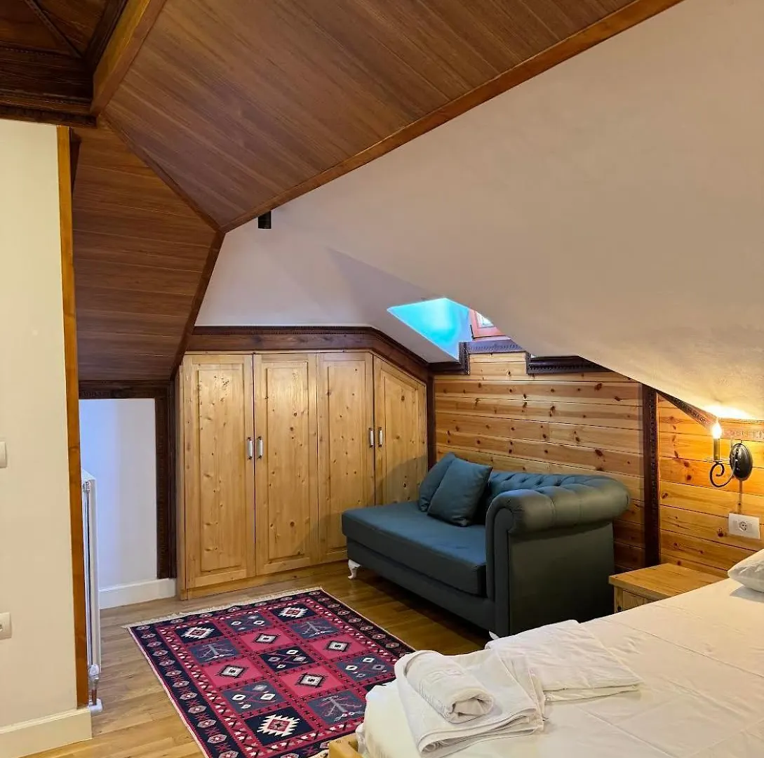 Hotel Mari'S Guesthouse Tepelene Albánie